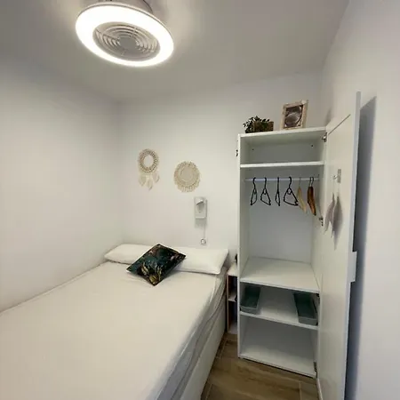 Vistas Al Mar Aire Acondicionado Wifi Lägenhet